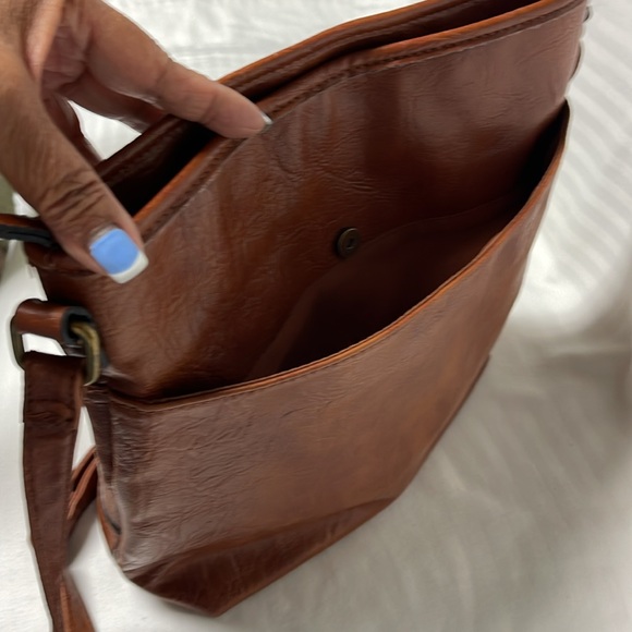 Cross body bag - Picture 4 of 13